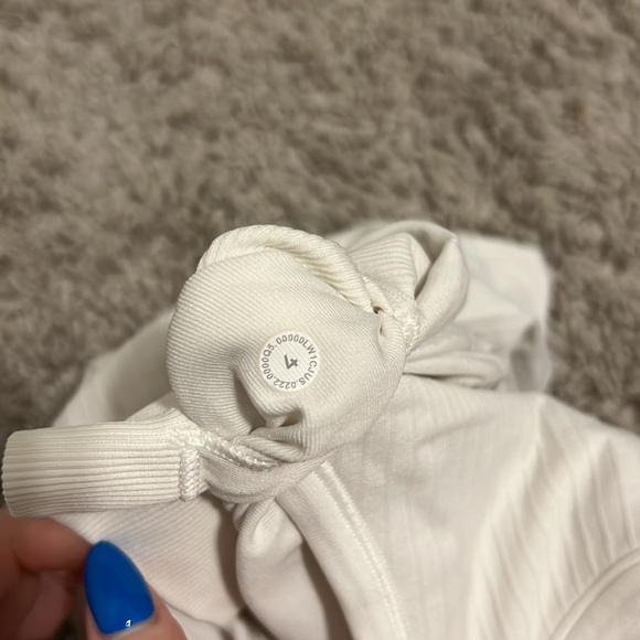 Lululemon Active Tank - Picture 4 of 4